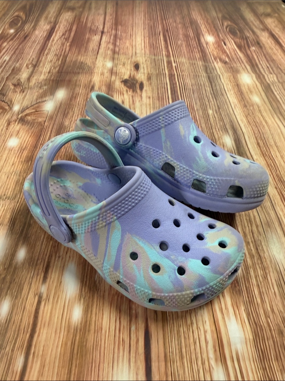 CROCS Kids Lavender Tie-Dye Clog Sandals